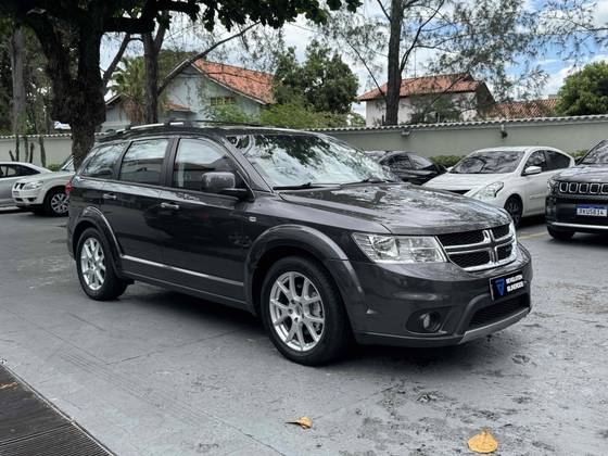 DODGE JOURNEY 3.6 RT V6 GASOLINA 4P AUTOMÁTICO DODGE JOURNEY 3.6 RT V6 GASOLINA 4P AUTOMÁTICO